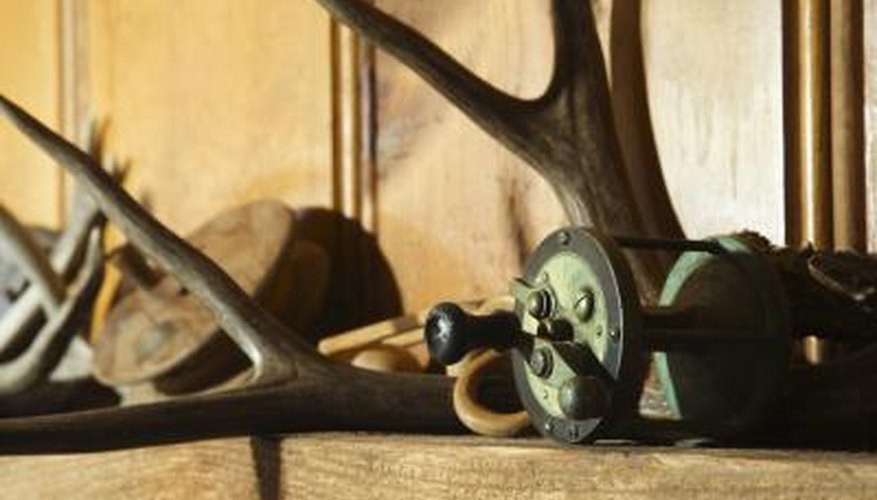 Use wooden L-brackets to make a mantle. Use wooden L-brackets to make a mantle.