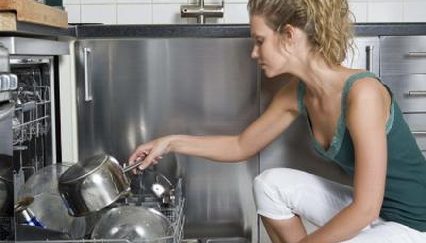 Dishwashers should have their owm dedicated bramch circuit. Dishwashers should have their owm dedicated bramch circuit.