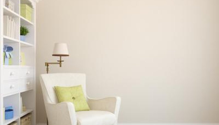 Cream colored wall paint with a splash of color. Cream colored wall paint with a splash of color.