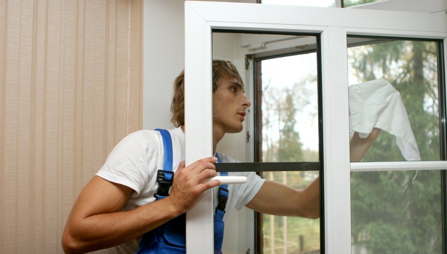 Take care of mineral stains before washing with a squeegee. Take care of mineral stains before washing with a squeegee.