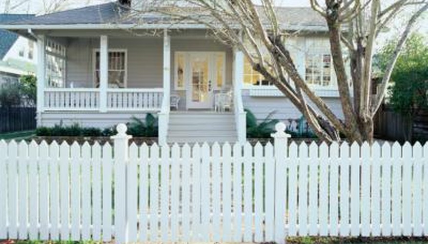 Add Veranda vinyl fence to your property Add Veranda vinyl fence to your property