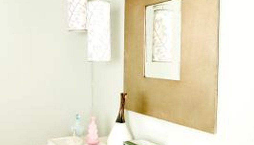 You can make pendant lights from many different materials. You can make pendant lights from many different materials.
