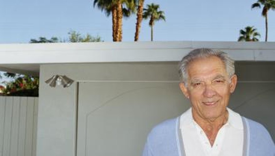 Design the carport enclosure with clean lines to fit your home. Design the carport enclosure with clean lines to fit your home.