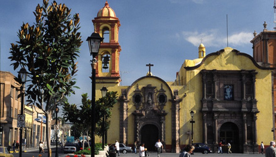 Photo Credit: mexico image by TEMISTOCLE LUCARELLI from <a href='http://www.fotolia.com'>Fotolia.com</a> NAFTA helped progressive forces in Mexico, said one economist.