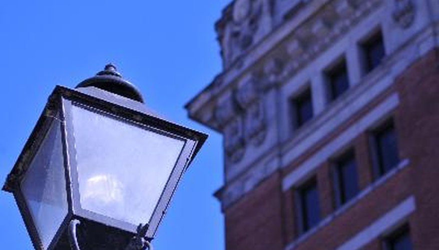 Existen varios beneficios por la utilización de artefactos de luz LED para iluminar las calles.