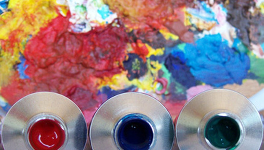La experimentación con pintura puede ayudar a los estudiantes a crecer artísticamente.