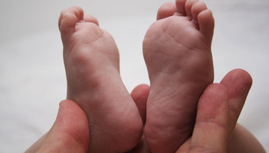 Make a keepsake by taking a copy of your baby’s footprint. Make a keepsake by taking a copy of your baby’s footprint.