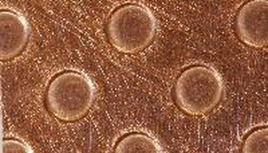 El repujado es una de las técnicas más populares de arte en cobre.