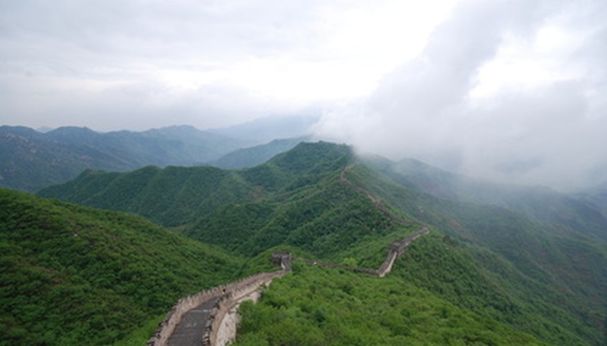 La Gran Muralla China mide miles de millas.