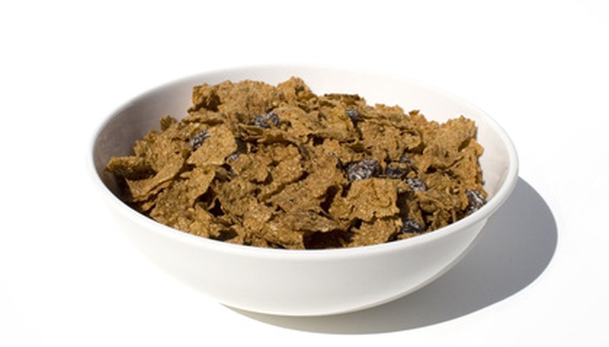 Mide la cantidad de hierro en cereales diferentes para un proyecto interesante.