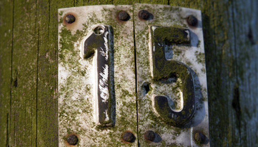 En numerología, el número 15 se reduce a 6 (1+5=6), pero también se puede dejar tal cual.