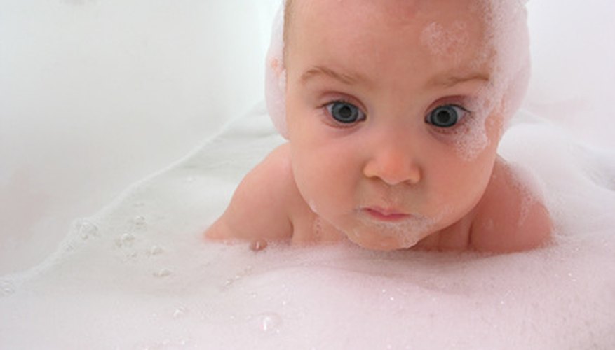 The nighttime bath is a great way to relax babies for bedtime. The nighttime bath is a great way to relax babies for bedtime.