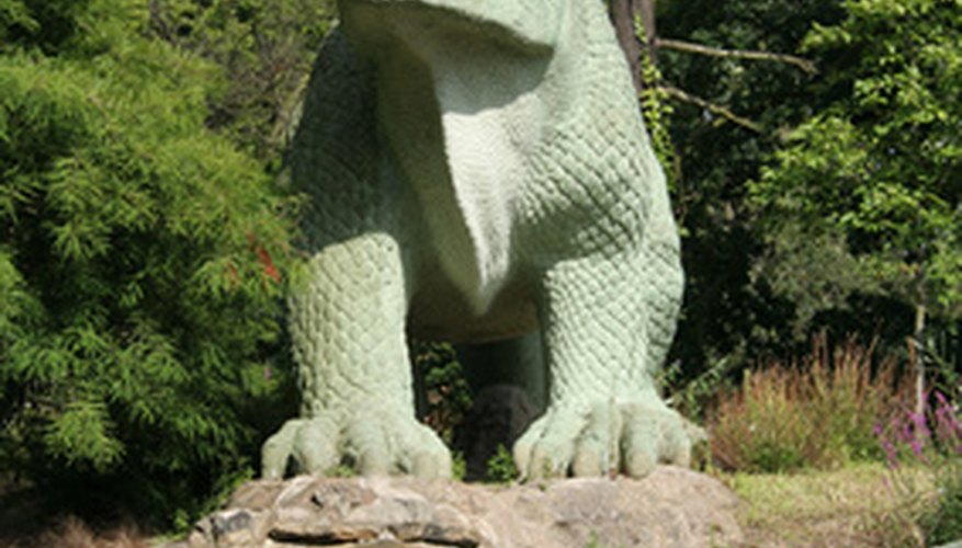 Actividades artísticas sobre dinosaurios.