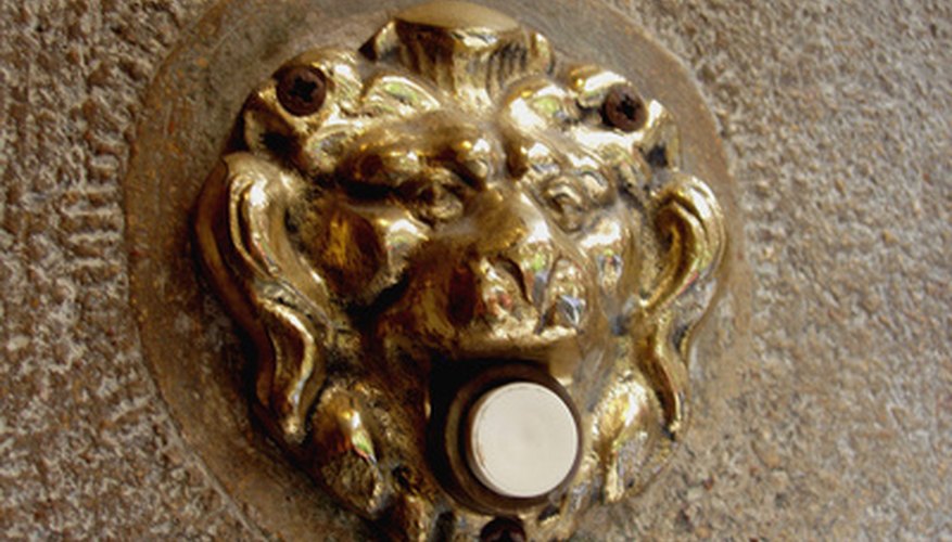Make a doorbell at home. Make a doorbell at home.