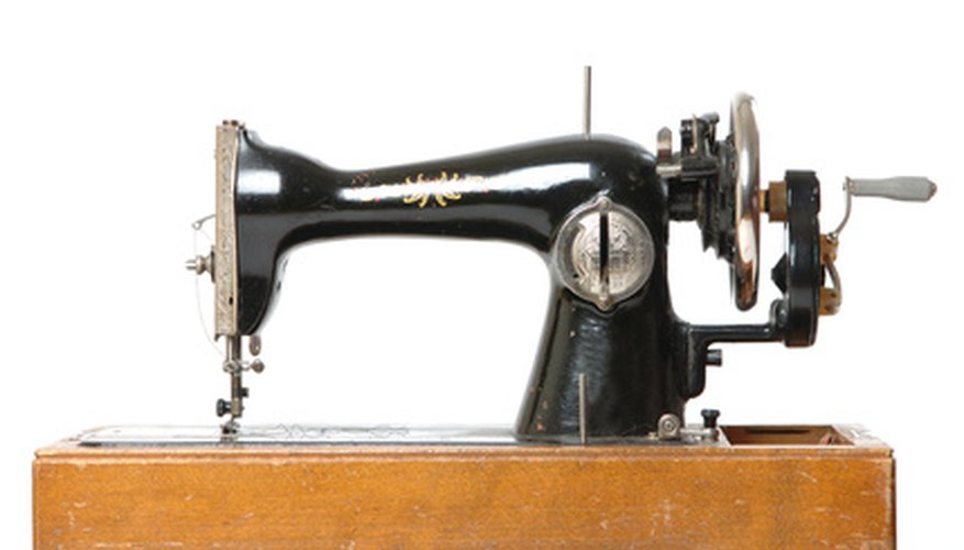 Una máquina Singer antigua todavía puede funcionar con un poco de mantenimiento.