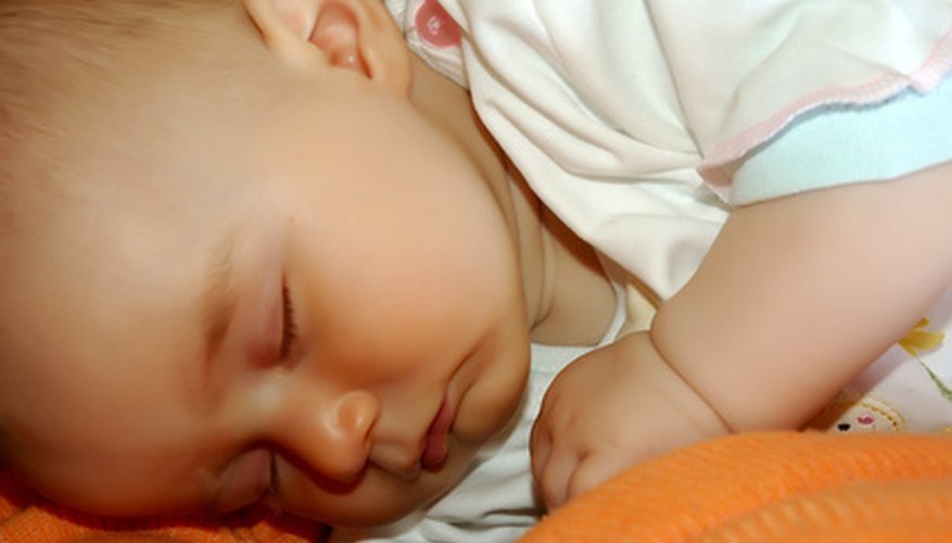 Los bebés duermen un promedio de 14 horas al día cuando tienen 4 meses.