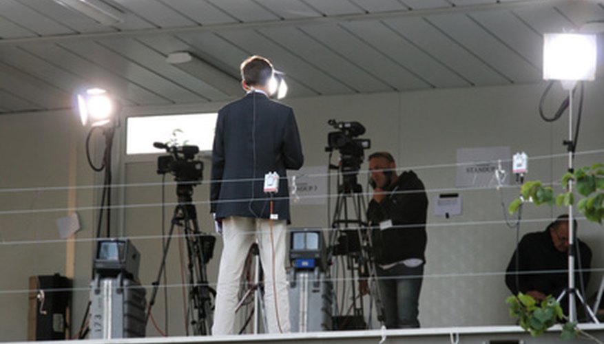 De acuerdo con la Secretaría de Estadística Laboral de los Estados Unidos (BLS), los conductores de televisión promediaron US$67.990 de ingreso anual.