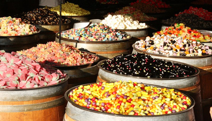 Elige entre una variedad de opciones de dulces para un baby shower.