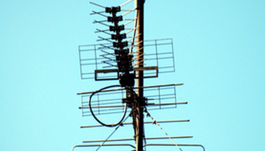 Photo Credit: antenna 2 image by Madrider from <a href='http://www.fotolia.com'>Fotolia.com</a> The height of an antenna can be measured using trigonometry.