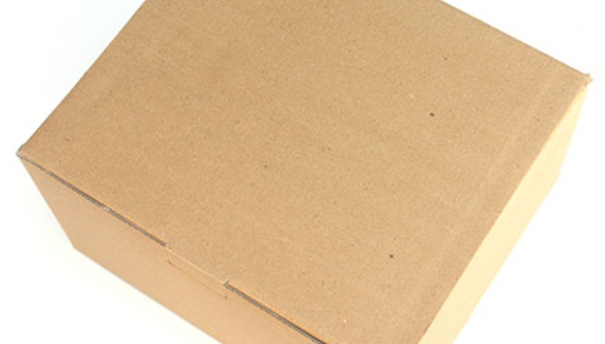 Just one cardboard box can be transformed into Thomas the Steam Engine. Just one cardboard box can be transformed into Thomas the Steam Engine.