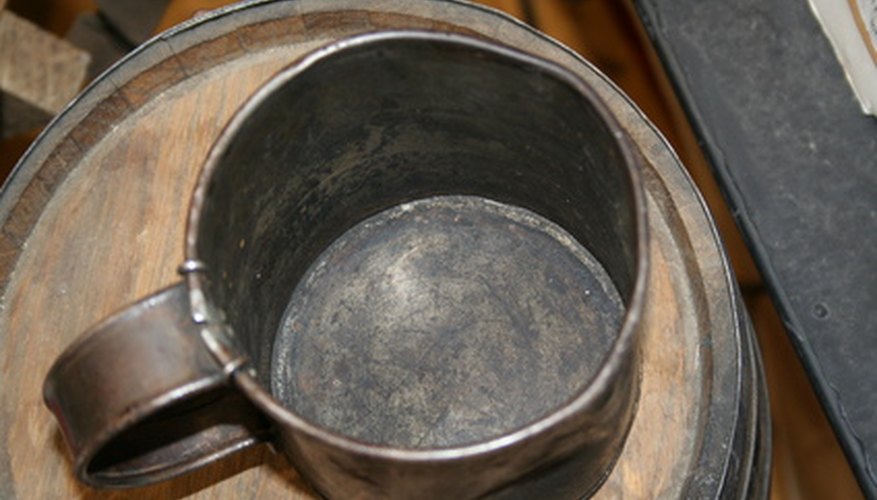 El estaño es un metal que se puede transformar en una gran variedad de formas.