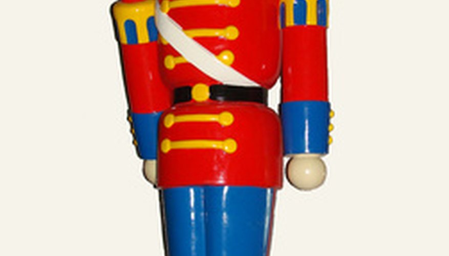 A bright paint job will make your soldier look his best. A bright paint job will make your soldier look his best.