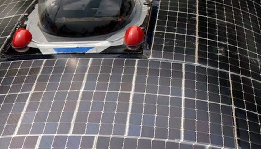Quita a tu robot de la red con un panel solar.