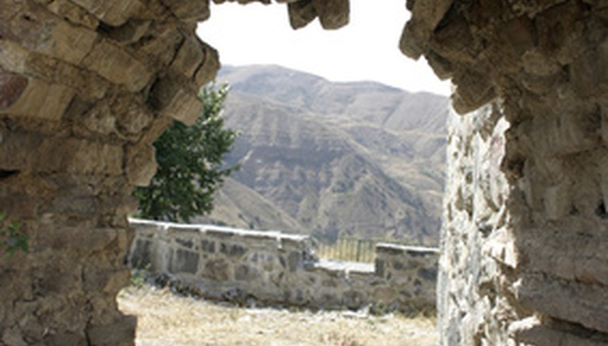 Corbelled arch. Corbelled arch.