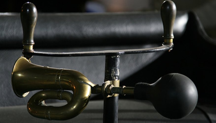 antique horn