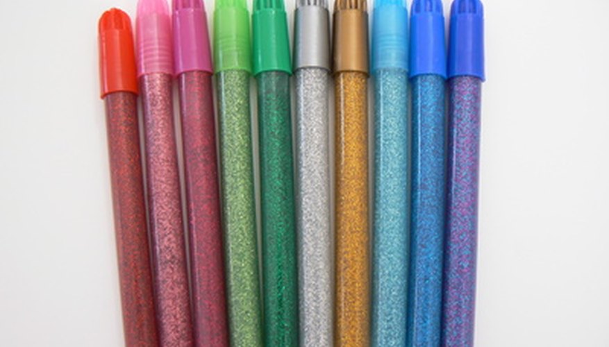 Barras de pegamento con brillantina.