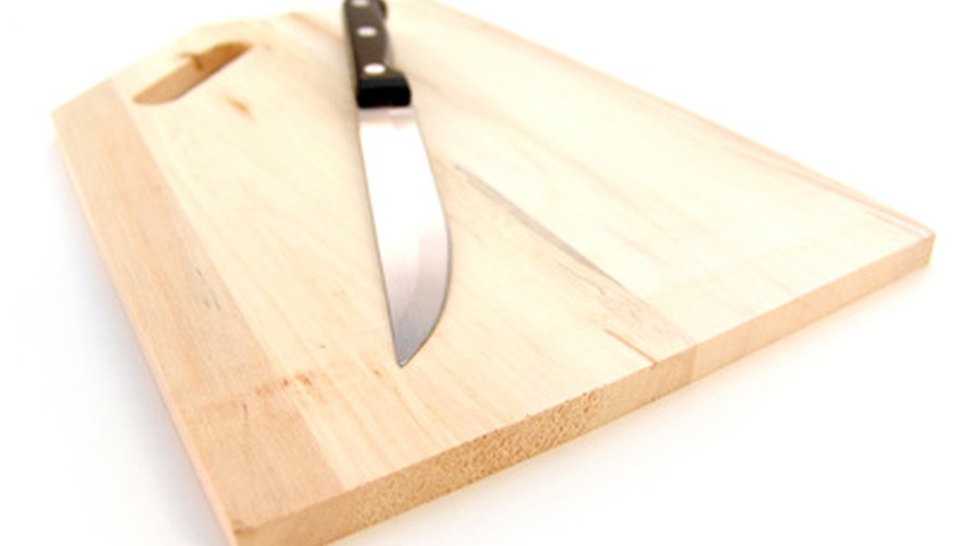 Una buena tabla para cortar de madera durará mucho tiempo.