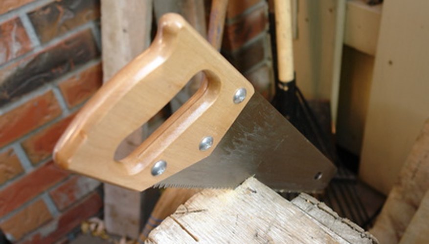 Photo Credit: wood saw image by Horticulture from <a href='http://www.fotolia.com'>Fotolia.com</a> Be precise with measuring and cutting so all the pieces fit tightly.