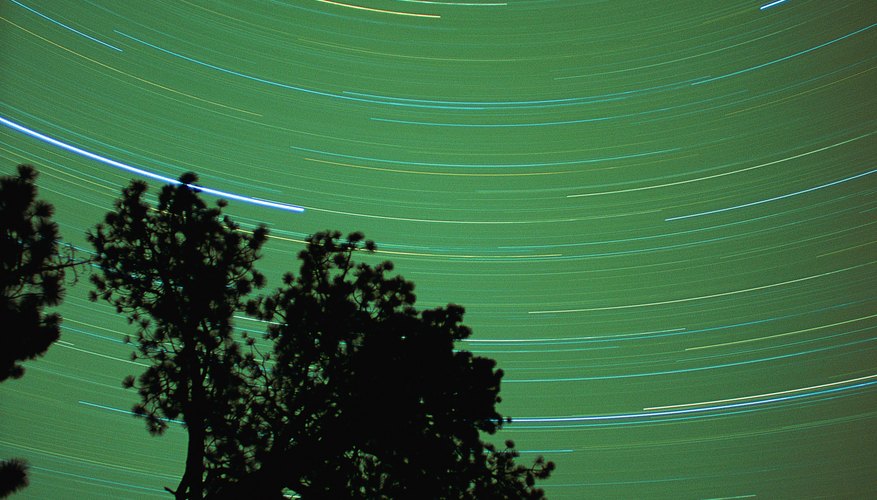Photo Credit: Stockbyte/Stockbyte/Getty Images The stars rotate 360 degrees in a sidereal day.