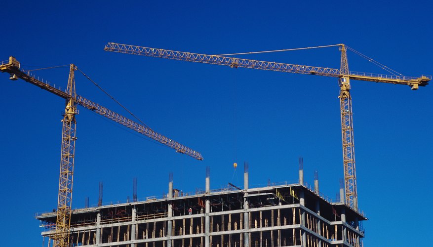 How Much Does It Cost to Get Certified for Cranes? | Bizfluent