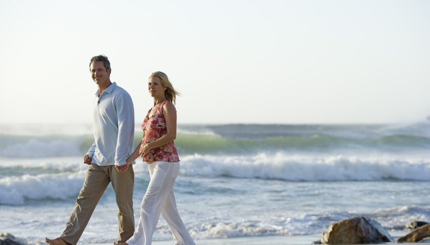 If your abdominal pain decreases or stops when you walk, or it fails to get more intense over time, you are most likely experiencing false labor contractions. If your abdominal pain decreases or stops when you walk, or it fails to get more intense over time, you are most likely experiencing false labor contractions.
