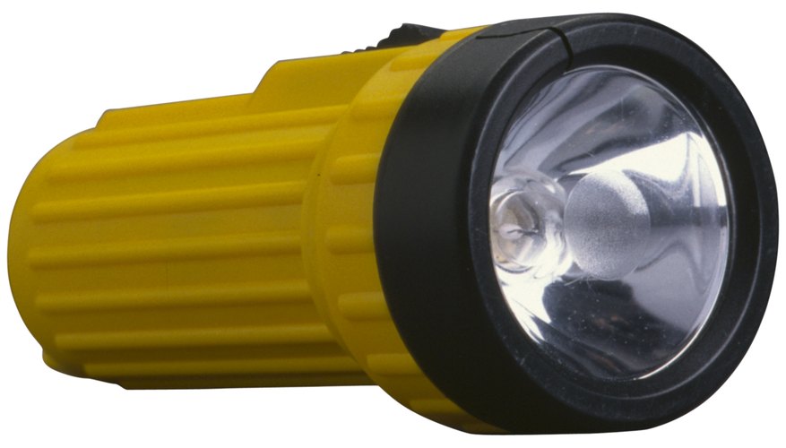 Photo Credit: Dynamic Graphics Group/Dynamic Graphics Group/Getty Images Use bulbs from flashlights to make a parallel light circuit.