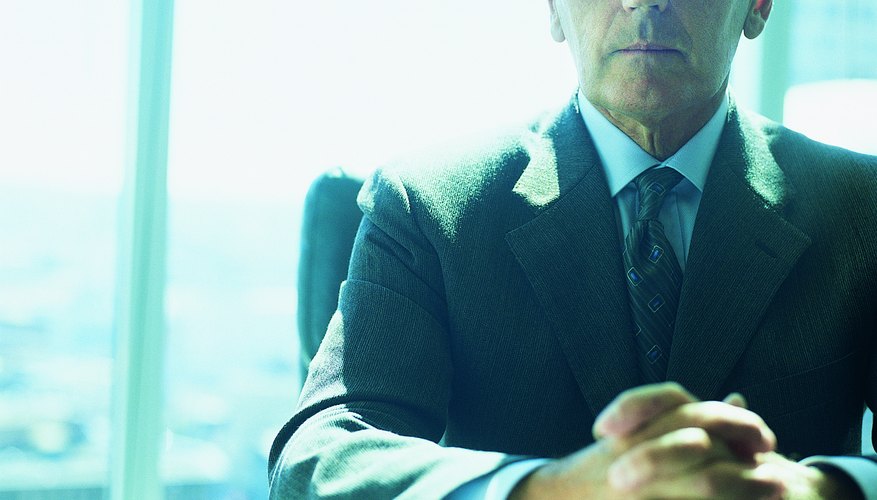 Director ejecutivo no es lo mismo que presidente de la junta directiva.