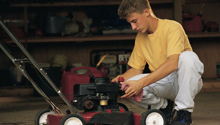 Lawnmower repair Lawnmower repair