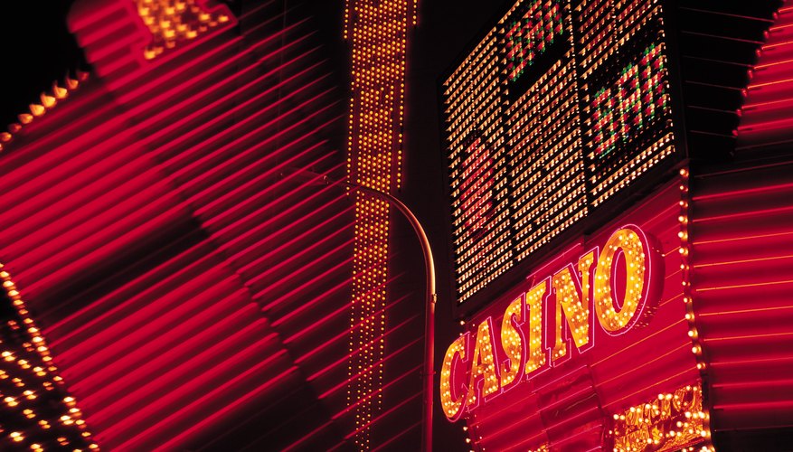 vegas casino dealer salary