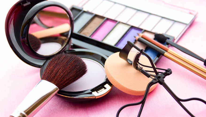 Photo Credit: MrLonelyWalker/iStock/Getty Images Consider donating gift baskets with Mary Kay products inside for silent or live auctions.