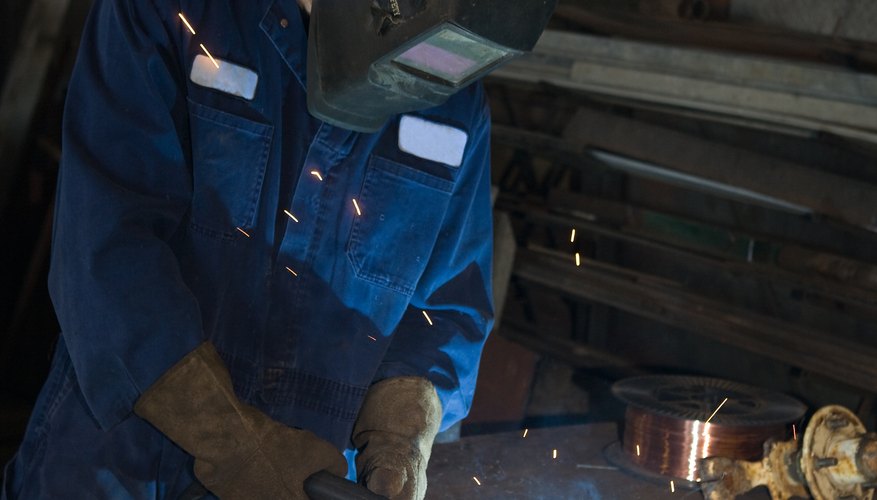 Las antorchas de oxiacetileno tienen una llama azul.