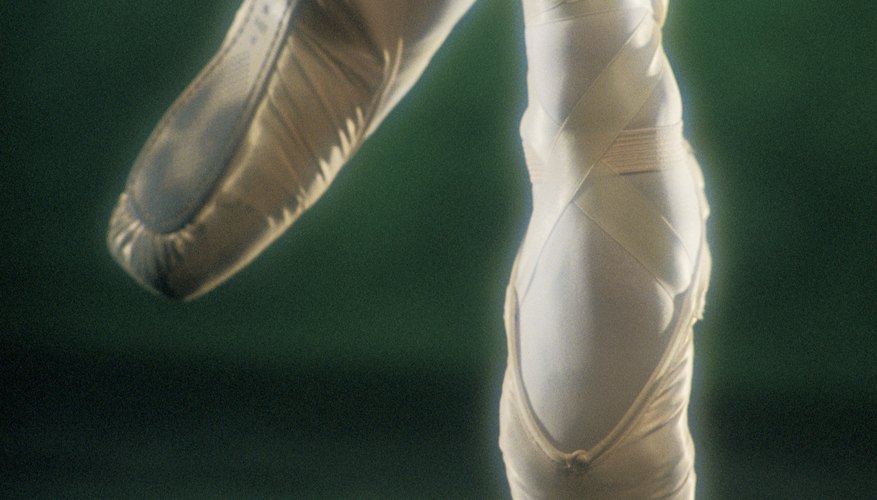 Debes tener muy buena fuerza de piernas y pies para poder bailar en zapatillas de puntas.