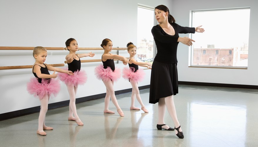 Los propietarios de estudios de baile también pueden ser instructores.