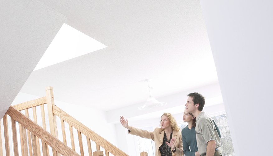 Sellers often continue to show their homes while under contract.