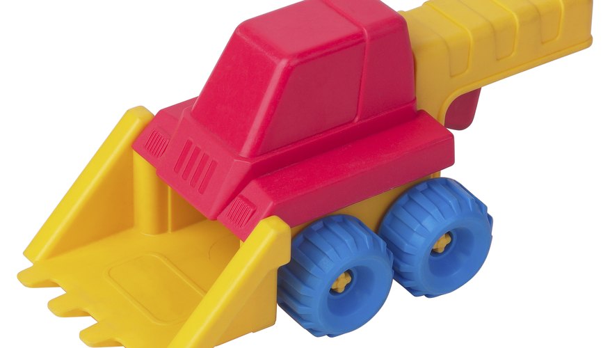 Tu niño puede aprender jugando con excavadoras de juguete.