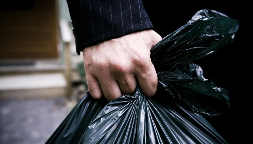 How to Compost Leaves in a Plastic Bag Sciencing