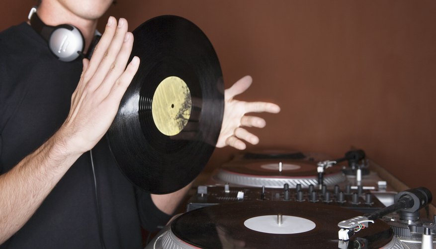DJ