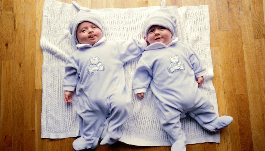 how-to-bottle-feed-newborn-twins-at-the-same-time-how-to-adult