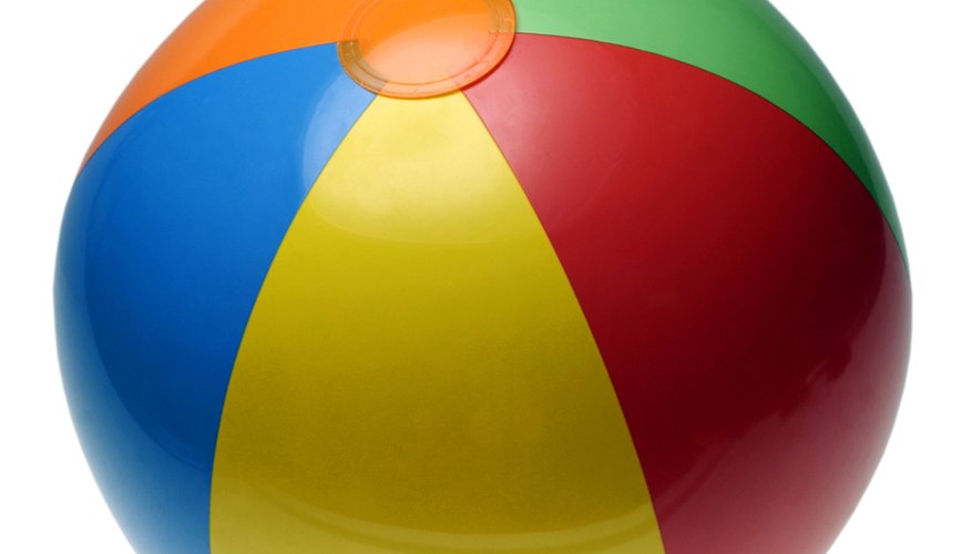 Cómo hacer un molde de una pelota de plástico.