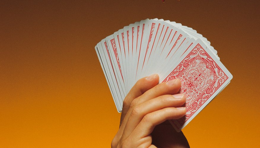 Se necesitan varios intentos para realizar trucos de cartas con éxito.